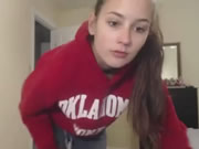 頂級外國嫩妹為你脫衣自拍挑逗